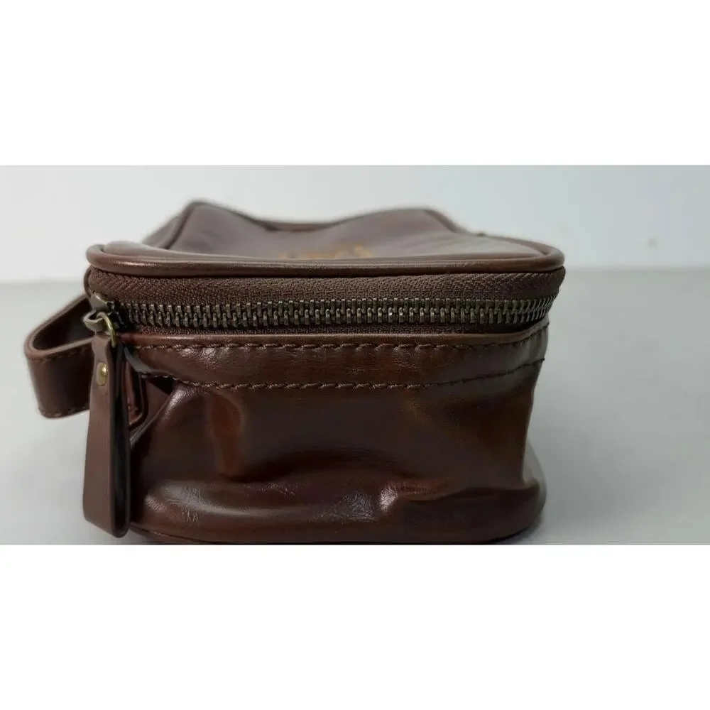 SWANKY BADGER LEATHER TOILETRY BAG